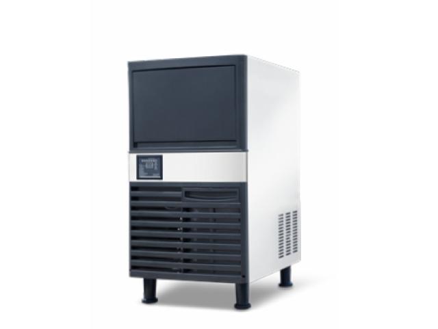 Snooker Cube Ice Machine (Vertical Type) 36KG / 24H SK-80P