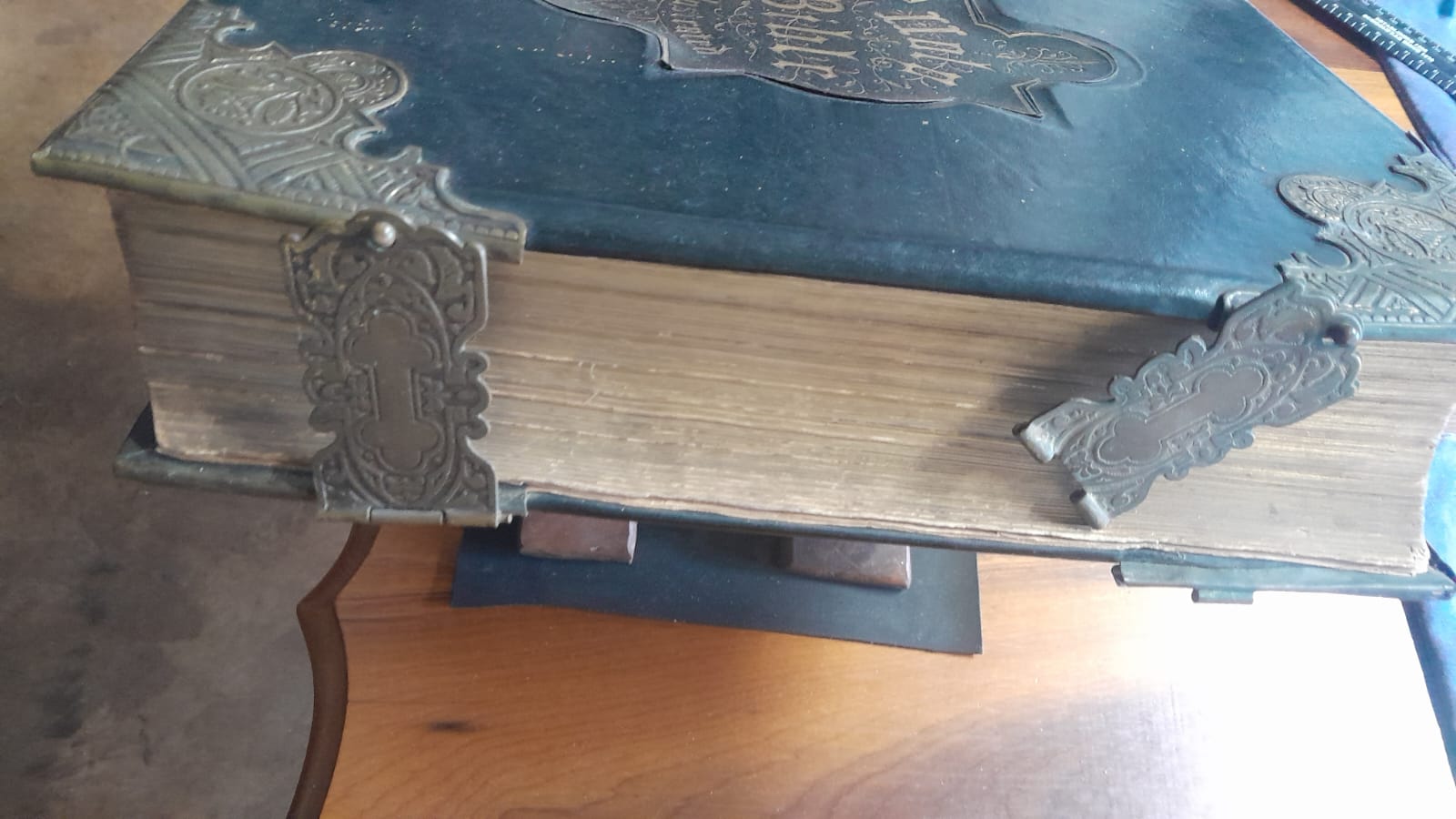 Holy bible scott henry 1850